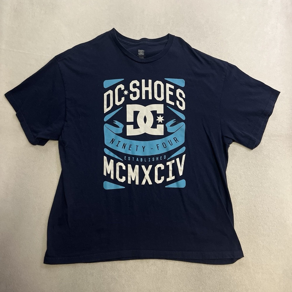 DC Skater T-Shirt Men's Size XL DC Logo Skater Skateboarding Short Sleeve Tee
